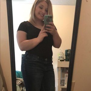 Meet your Posher, Alexis